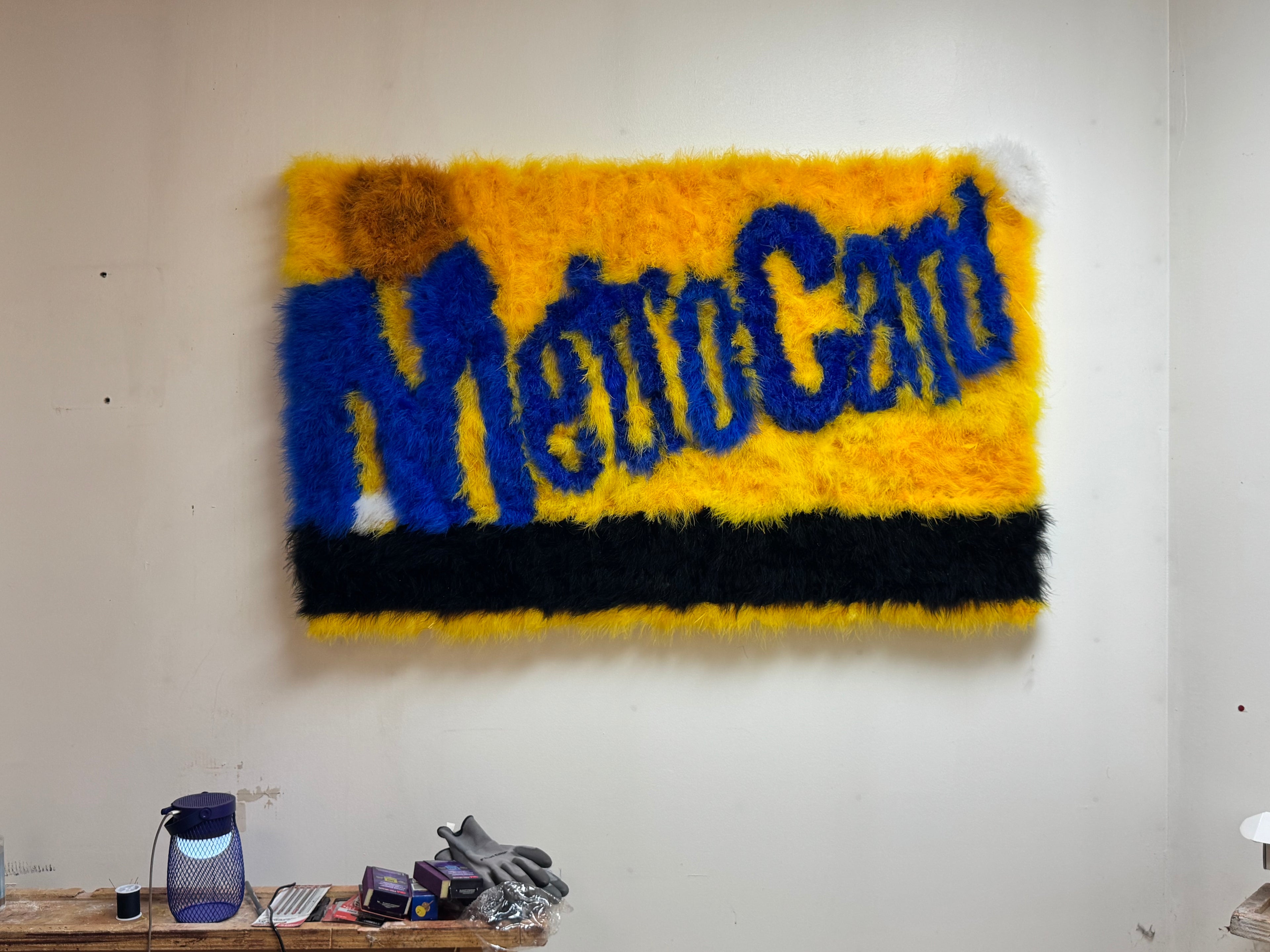 Feather metro card